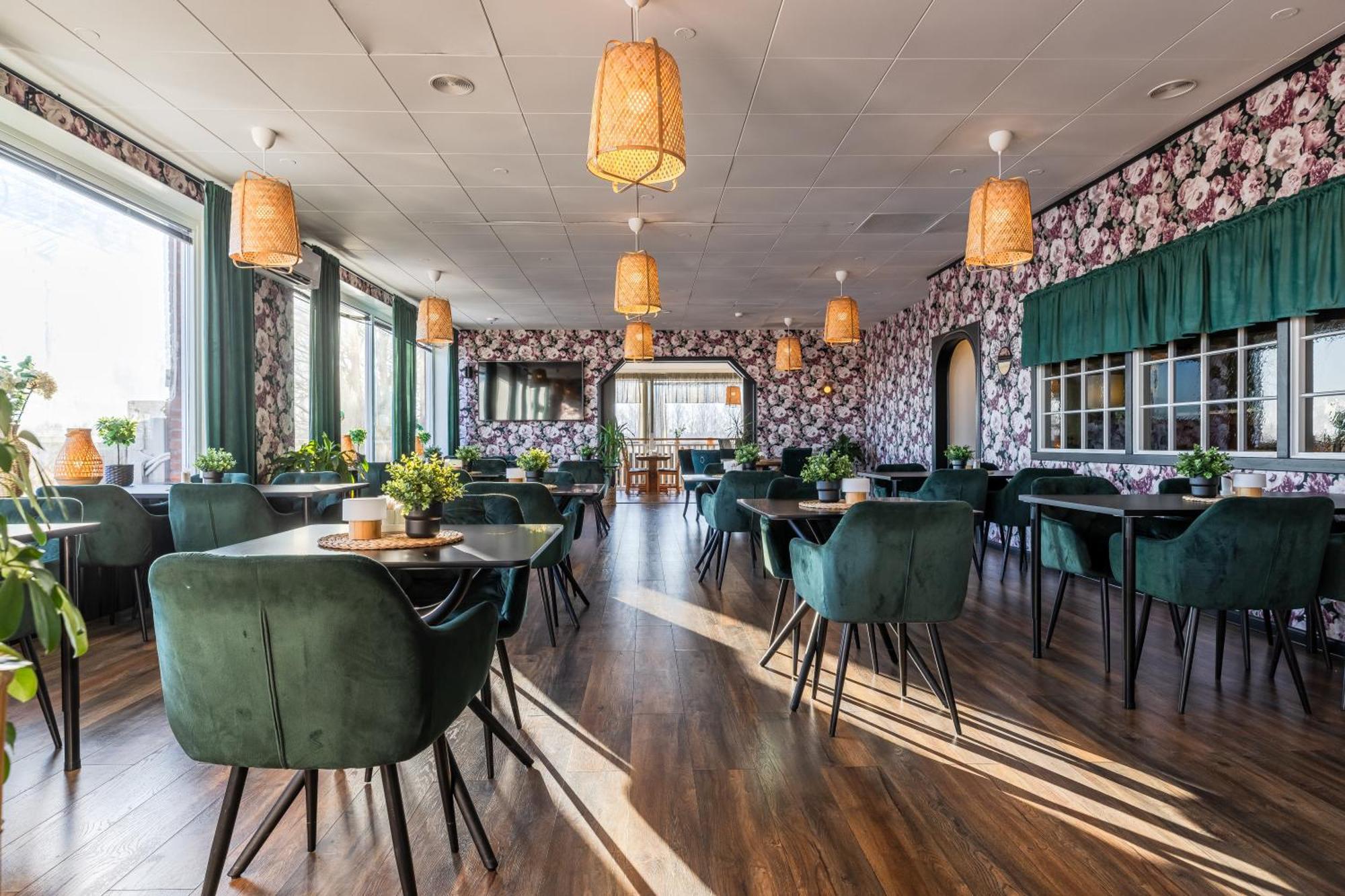 Hotell Kung Goesta By First Mora Exteriér fotografie