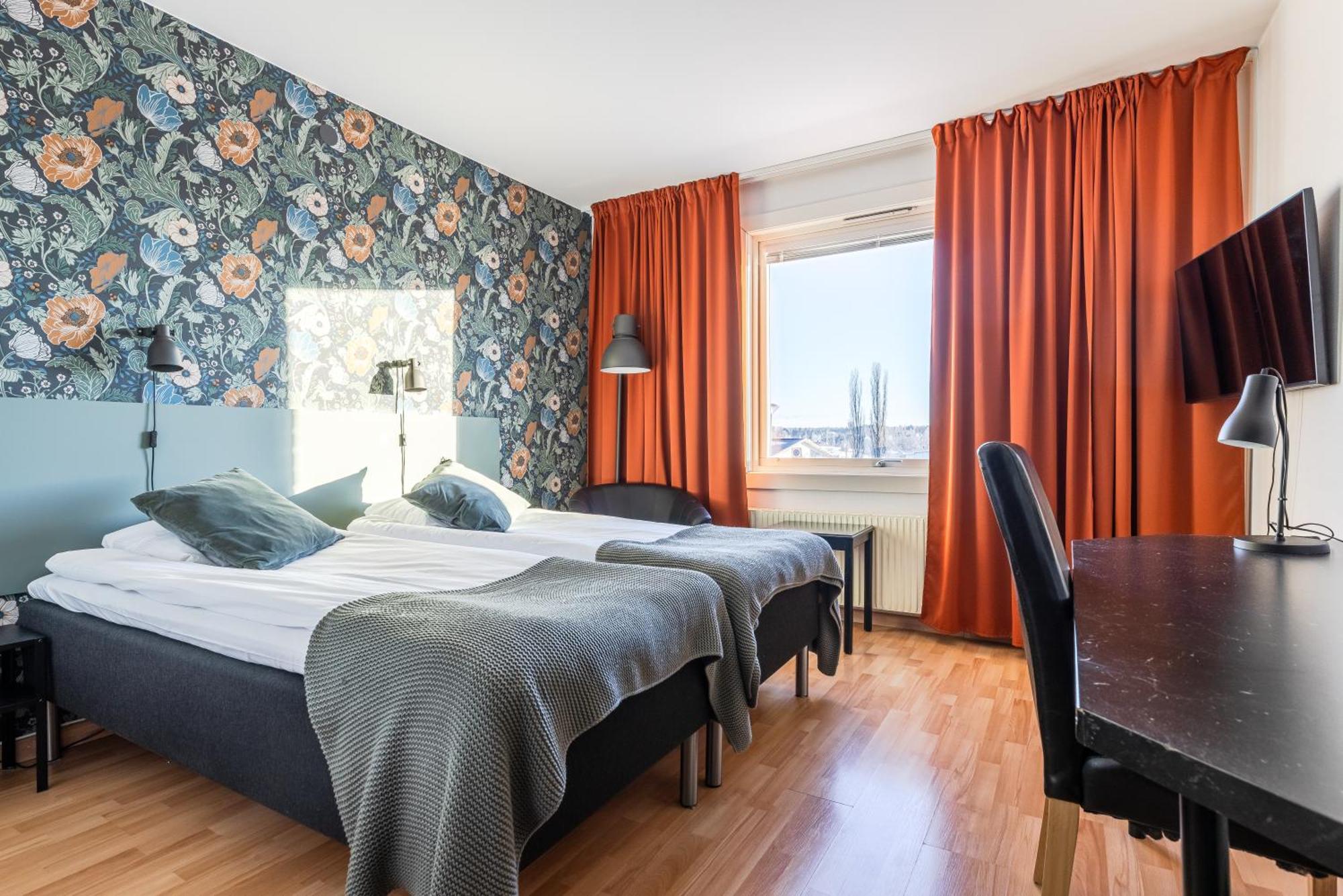 Hotell Kung Goesta By First Mora Exteriér fotografie