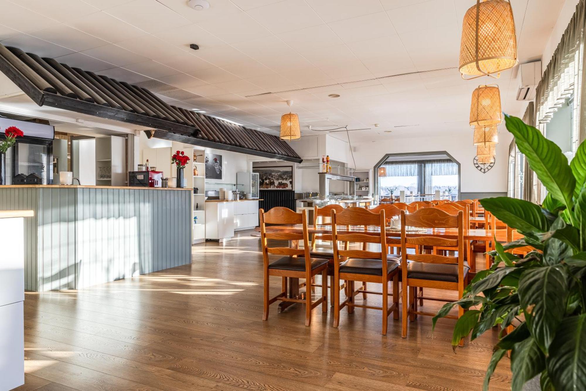 Hotell Kung Goesta By First Mora Exteriér fotografie