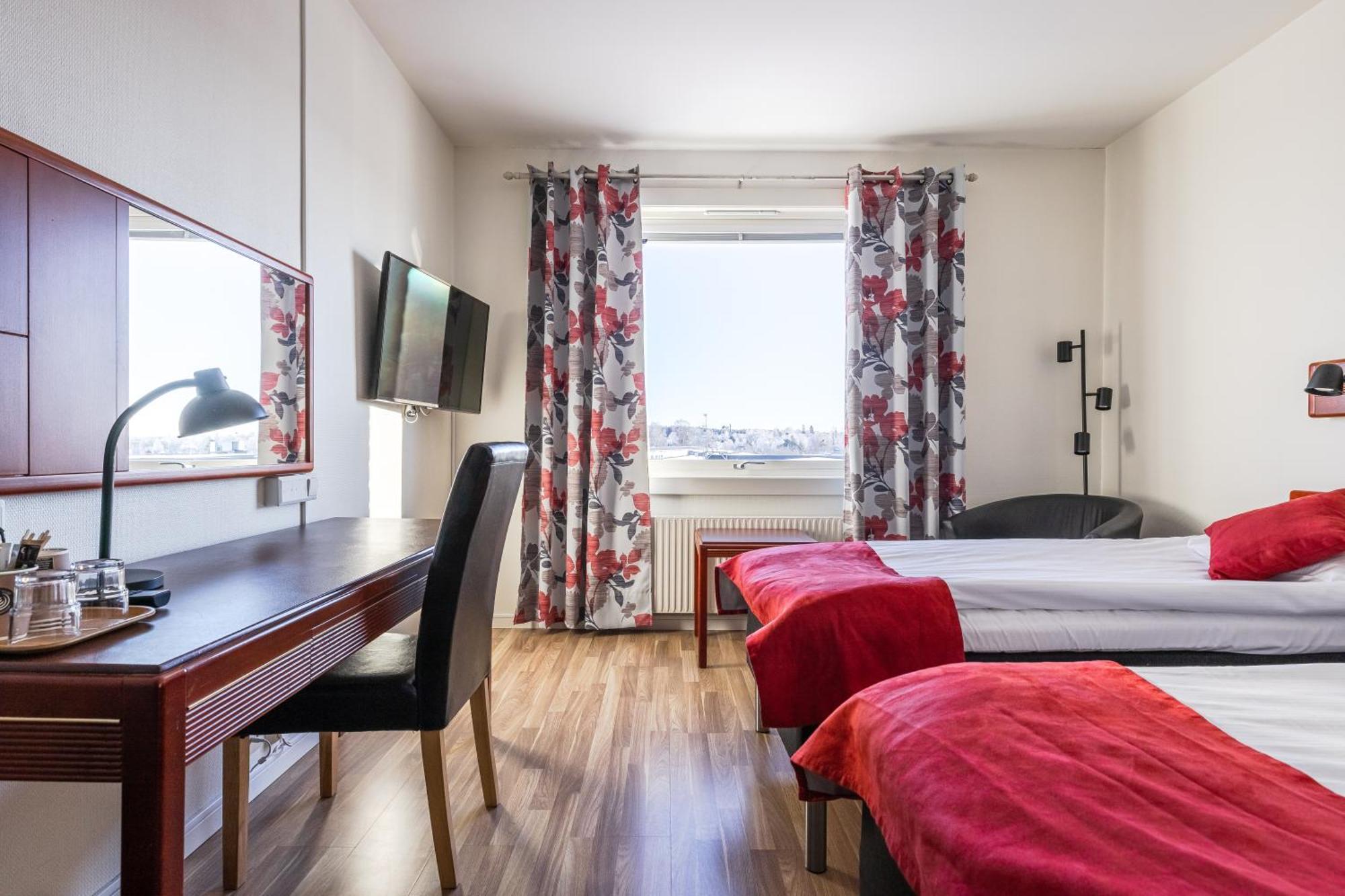 Hotell Kung Goesta By First Mora Exteriér fotografie