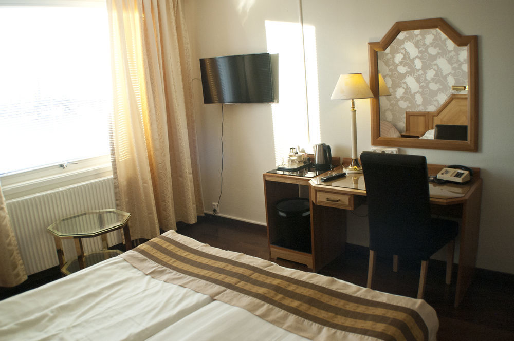 Hotell Kung Goesta By First Mora Exteriér fotografie